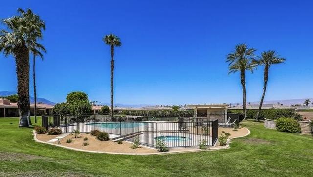 75208 Kiowa Drive, Indian Wells CA: https://media.crmls.org/mediaz/ba40eb37-cd1a-48f3-8ab7-3126e651f031.jpg