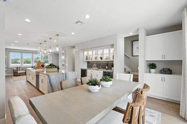 4711 Marengo Loop, Livermore CA: https://media.crmls.org/mediaz/ba40eeb4-9ced-40ad-a1d7-5cd70efd8e92.jpg