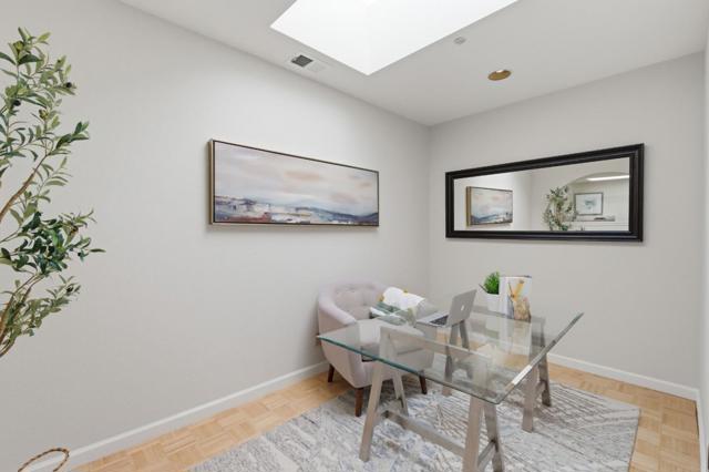 1040 Continentals Way, Belmont CA: https://media.crmls.org/mediaz/ba41bbb0-4796-4168-8c3f-1a4ba1a38b89.jpg