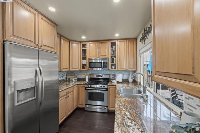 771 Hagemann Dr, Livermore CA: https://media.crmls.org/mediaz/ba41cf4b-471a-4bfc-abe1-3f2916a170f7.jpg