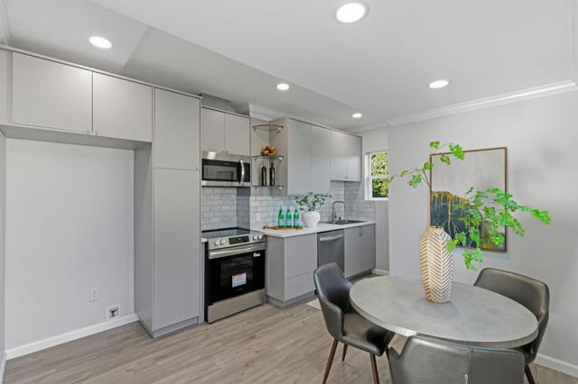 409 S Idaho Street, San Mateo CA: https://media.crmls.org/mediaz/ba42eeba-c1c8-45de-9b4d-b209a33aebd8.jpg