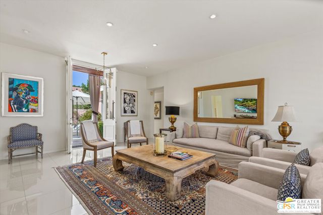 47392 Jadida Avenue, Palm Desert CA: https://media.crmls.org/mediaz/ba43f1b1-6b88-4920-bae0-c68a7c4619db.jpg