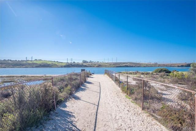 Detail Gallery Image 1 of 49 For 4735 Bryce Circle, Carlsbad,  CA 92008 - 3 Beds | 3 Baths