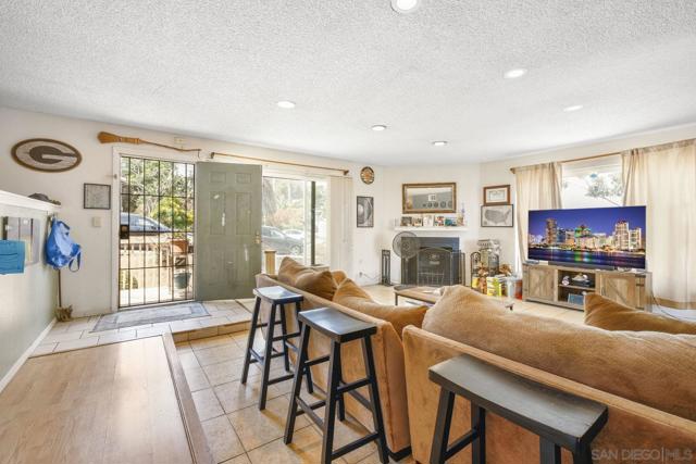 3389 91 C Street, San Diego CA: https://media.crmls.org/mediaz/ba476581-ebc3-49ff-90ac-ef5b6b7ce8f2.jpg