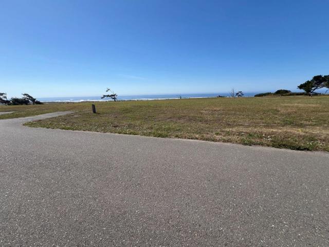 3002 Sandpointe Drive,  CA: https://media.crmls.org/mediaz/ba478467-c9d7-44f8-ac3e-5cf411d0e382.jpg