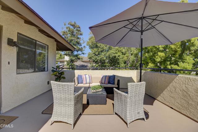644 Orwell Lane, Ventura CA: https://media.crmls.org/mediaz/ba47aa47-61ca-41ef-985f-9a6b4c701d55.jpg