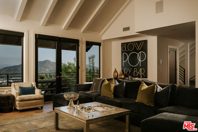 Image 3 of 20 For 7825 Torreyson Drive