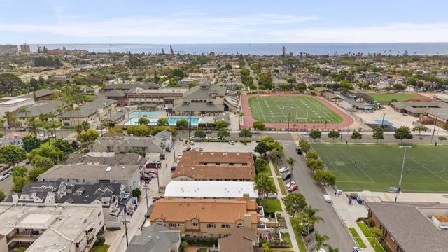 Detail Gallery Image 27 of 73 For 535 F Ave #4,  Coronado,  CA 92118 - 3 Beds | 2 Baths