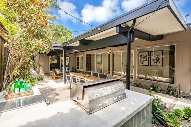 1620 Notre Dame Avenue, Belmont CA: https://media.crmls.org/mediaz/ba487903-d244-48eb-8d32-405c7c8ec4f7.jpg