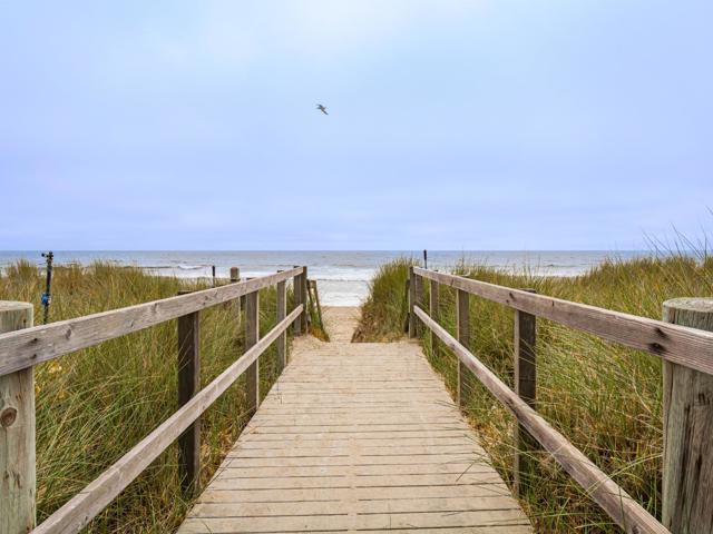 101 Shell Drive, La Selva Beach CA: https://media.crmls.org/mediaz/ba48ad5a-b3df-4043-966c-84542afdd774.jpg