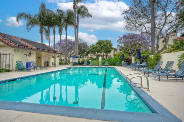 4195 Porte De Merano, San Diego CA: https://media.crmls.org/mediaz/ba498771-7f4c-4a12-8c69-a46e8d269116.jpg