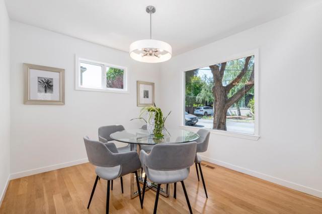 923 Grand Street, Redwood City CA: https://media.crmls.org/mediaz/ba49c70f-21c6-4eb8-ad01-414a19d10d12.jpg
