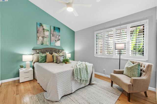 480 N Winchester Blvd, Santa Clara CA: https://media.crmls.org/mediaz/ba4a5f4e-305b-45d5-a638-c72d73835634.jpg