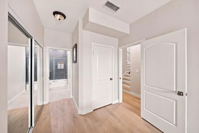 14819 Magnolia Boulevard, 7 photo 16