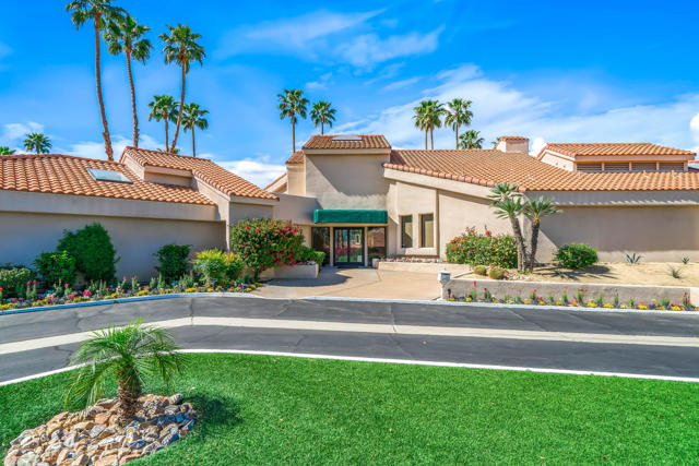 Image 53 of 61 For 35200 Cathedral Canyon Drive S152