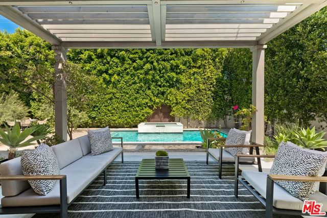 1916 N Serrano Avenue, Los Angeles CA: https://media.crmls.org/mediaz/ba4bd9db-b613-406c-a80c-768770f4a1aa.jpg
