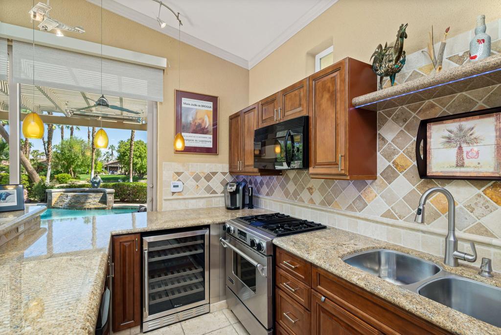 MLS #219138414DA image #13