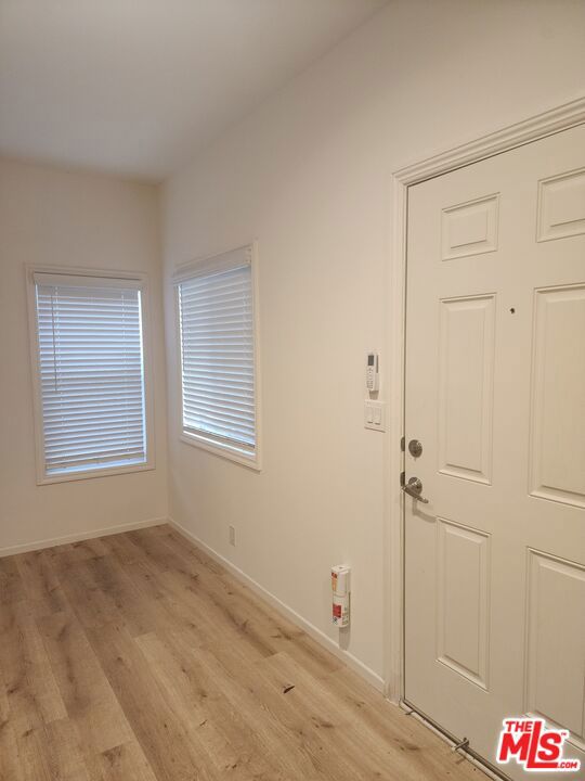 Image 13 of 16 For 17650 Grand Avenue 204