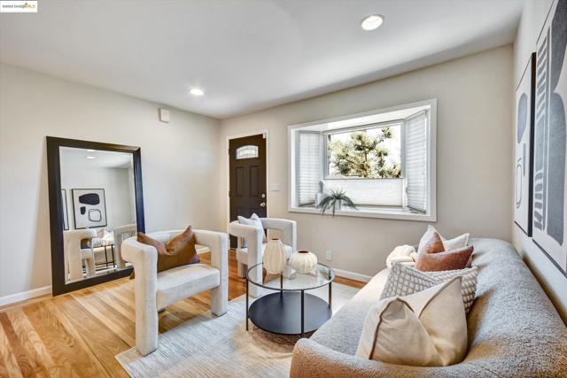 1443 Phantom Ave, San Jose CA: https://media.crmls.org/mediaz/ba4fec83-ca74-41eb-9a4b-11a92620ba8a.jpg