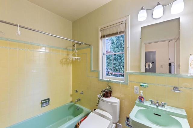 2155 Geri Lane, Hillsborough CA: https://media.crmls.org/mediaz/ba4ffc73-d422-467e-b63a-51919e48328b.jpg
