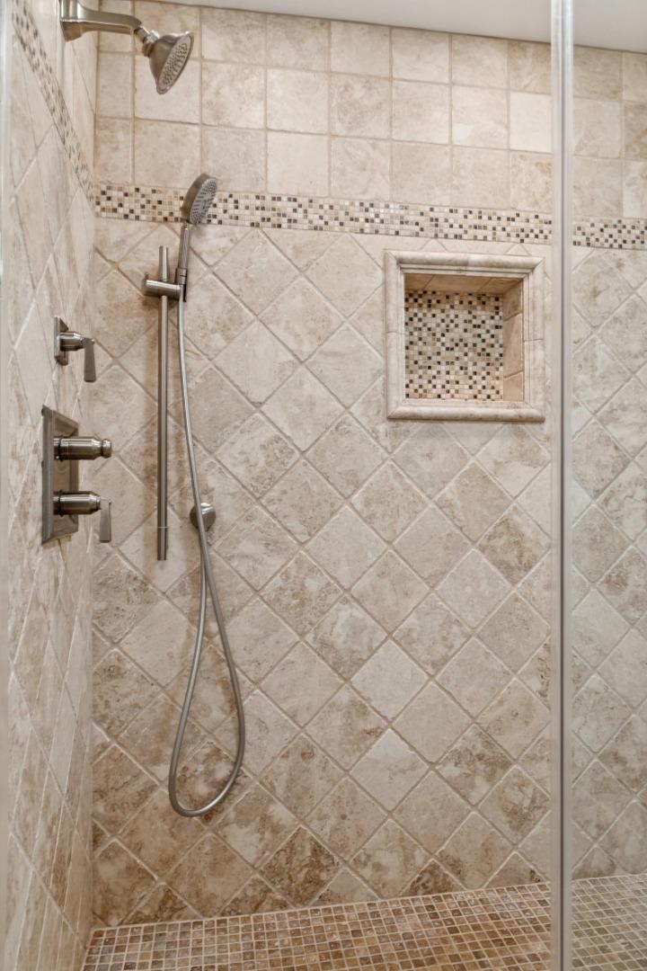 https://media.crmls.org/mediaz/ba501f83-2e45-43cc-a57a-61f938ea3e43.jpg?preset=X-Large