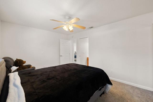 4165 Ernestine Way, North Highlands CA: https://media.crmls.org/mediaz/ba509651-3f0a-4beb-9d03-2e5f3327bf29.jpg