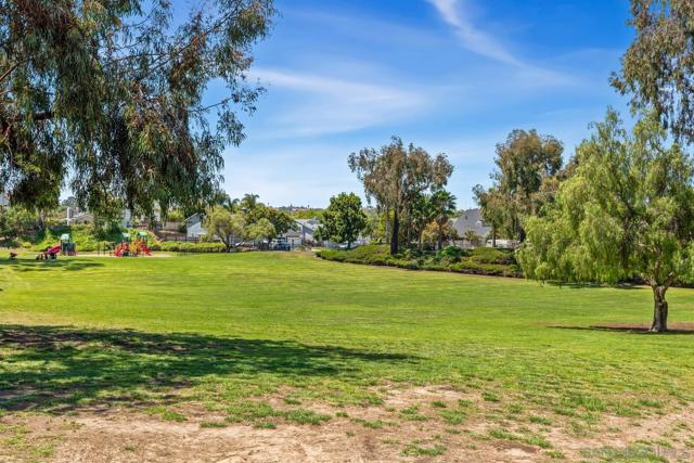 1683 Mustang Way, Oceanside CA: https://media.crmls.org/mediaz/ba51c4b2-a147-4779-8f9c-c06f8deea95c.jpg