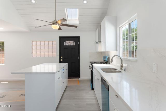 Image 13 of 72 For 7445 Balcom Avenue