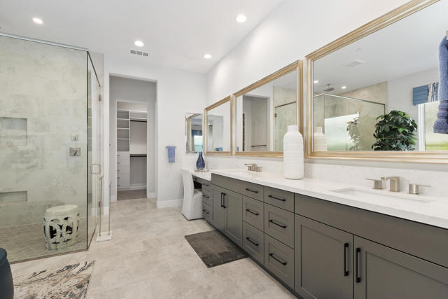 75144 Citadel Place, Indian Wells CA: https://media.crmls.org/mediaz/ba5245e2-2bca-4651-a5a1-424bc3527333.jpg