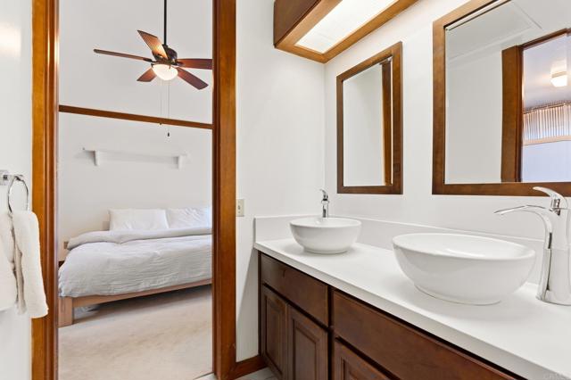 Detail Gallery Image 21 of 46 For 1765 Ivy Rd, Oceanside,  CA 92054 - 4 Beds | 3/1 Baths