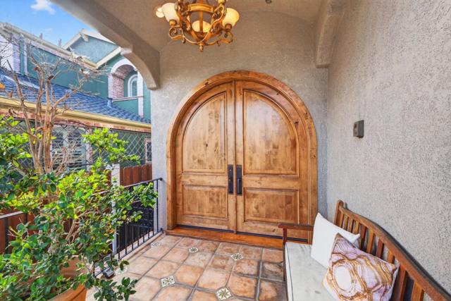 1043 Locust Street, San Jose CA: https://media.crmls.org/mediaz/ba52d393-6957-42af-99fb-47f3f5c1a7f5.jpg