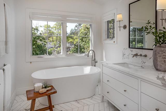 656 Benvenue Avenue, Los Altos CA: https://media.crmls.org/mediaz/ba545c73-7722-4a26-84e9-d400136eccf9.jpg