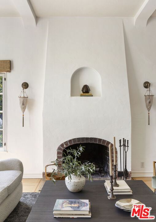 2961 Effie Street, Los Angeles CA: https://media.crmls.org/mediaz/ba54ffb0-e094-4a6f-9f0c-c43d0347e60a.jpg