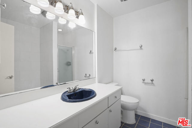 10751 Wilshire Boulevard, Los Angeles CA: https://media.crmls.org/mediaz/ba561c03-5cbb-4308-857c-dd7fe53d8050.jpg