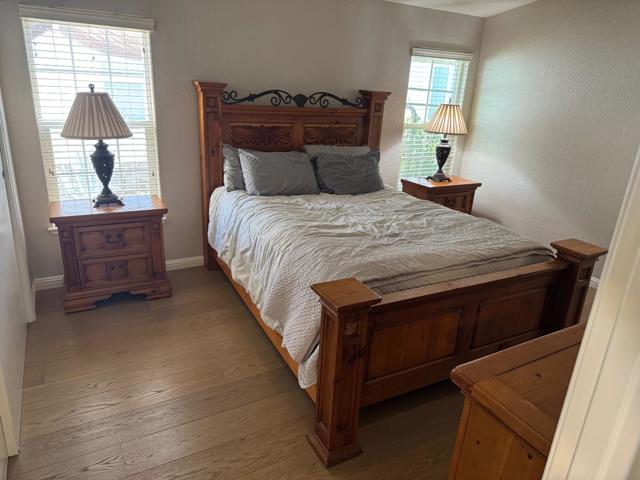 500 W 10th Street, Gilroy CA: https://media.crmls.org/mediaz/ba5665f5-e7e4-4f4e-a753-e6db1fb22ee2.jpg
