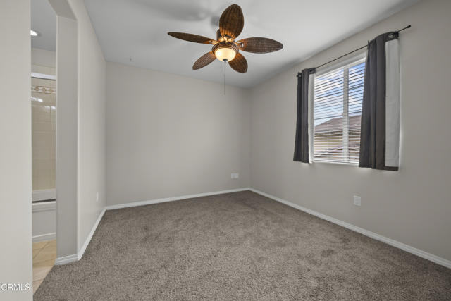 1542 Windshore Way, Oxnard CA: https://media.crmls.org/mediaz/ba570644-168a-44cc-90c9-78c7320b8d7b.jpg