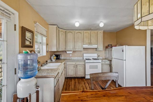 6787 Croy Road, Morgan Hill CA: https://media.crmls.org/mediaz/ba5844a4-3bbc-4adf-bb44-5e8e5f4ca2a7.jpg