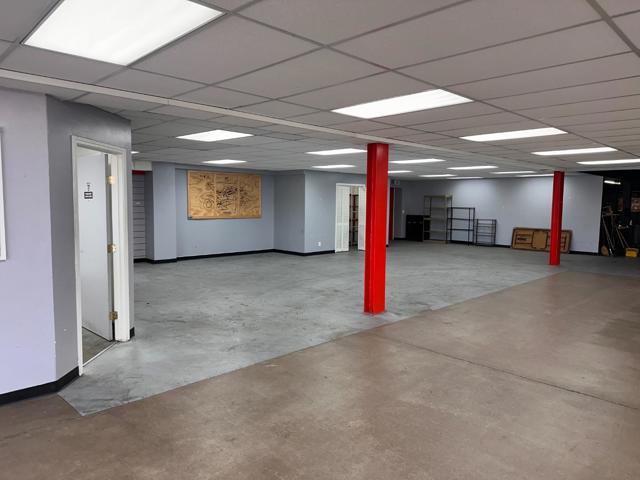 Image 42 of 58 For 1020 Auto Center Parkway