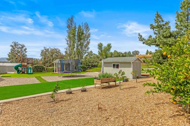 Detail Gallery Image 30 of 45 For 2647 Collado Corte, Alpine,  CA 91901 - 4 Beds | 2/1 Baths