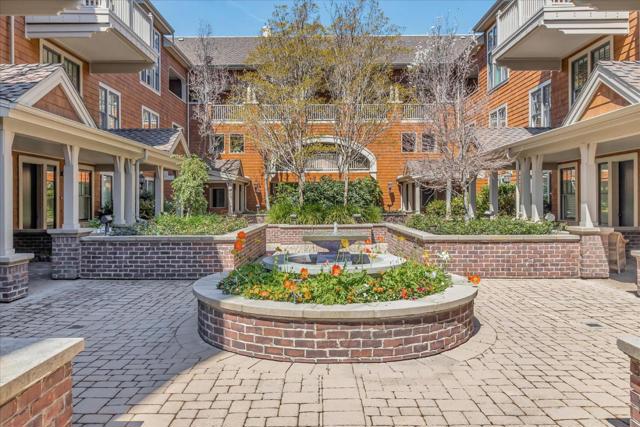 325 Channing Avenue, Palo Alto CA: https://media.crmls.org/mediaz/ba5ac092-1dda-4829-9354-31934dce1930.jpg