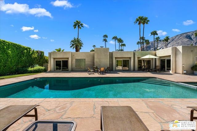 526 W Chino Canyon Road, Palm Springs, CA 92262