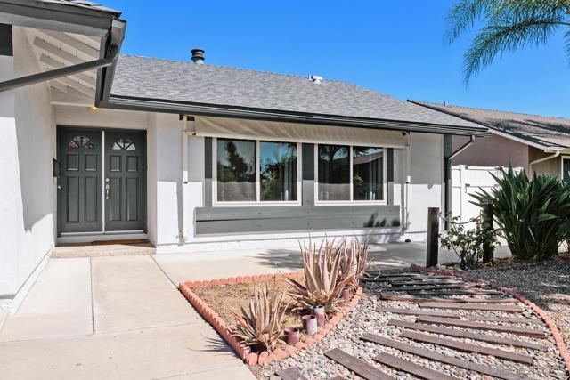 13325 Floral Ave, Poway CA: https://media.crmls.org/mediaz/ba5b04e2-4757-4352-9345-cbd01233feb9.jpg