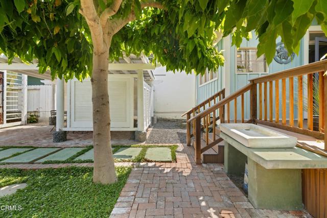 Detail Gallery Image 15 of 27 For 953 E Main St, Ventura,  CA 93001 - 2 Beds | 1 Baths