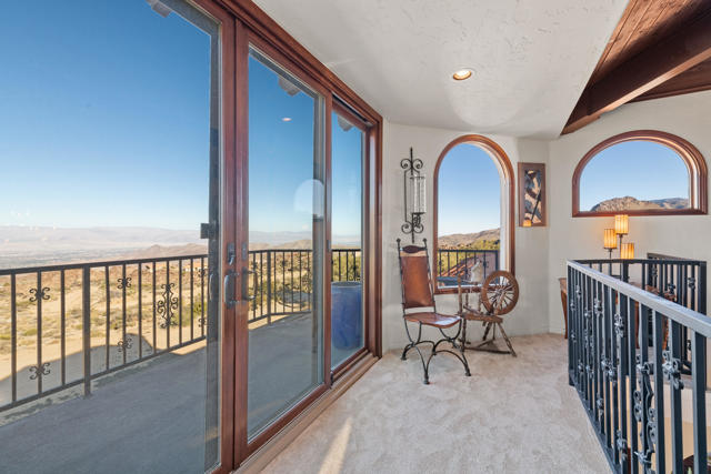 Image 15 of 108 For 56375 Bighorn Drive