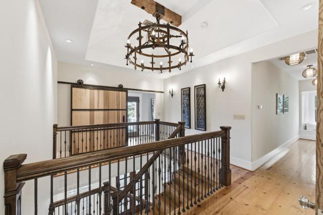 1353 Edgewood Road, Redwood City CA: https://media.crmls.org/mediaz/ba5c7df0-e9c5-4821-9854-254657f4a802.jpg