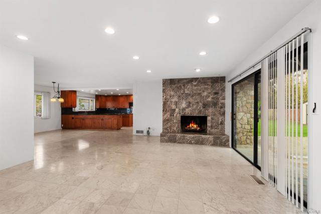 2435 Paseo Dorado, La Jolla CA: https://media.crmls.org/mediaz/ba5dbba9-2acb-4d8d-925a-d45bb875fbf4.jpg