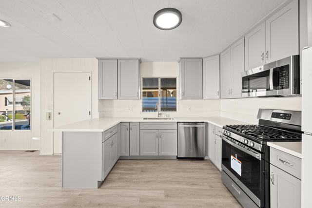 Detail Gallery Image 6 of 28 For 250 E Telegraph Rd #135,  Fillmore,  CA 93015 - 3 Beds | 2 Baths