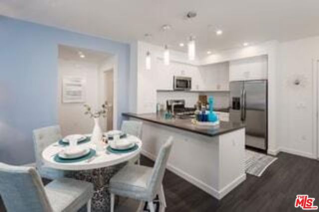 Virtually staged model home ph