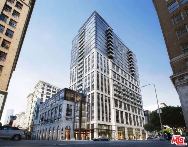 755 S Spring Street, Los Angeles CA: https://media.crmls.org/mediaz/ba5fb669-9da5-4127-97d3-daee3d049db6.jpg