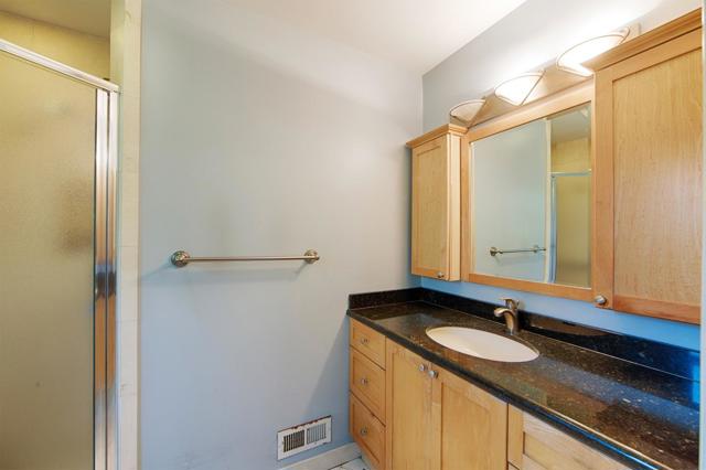 3810 Grove Avenue, Palo Alto CA: https://media.crmls.org/mediaz/ba604c02-7d6c-4187-b9f1-ef7b1ff972d8.jpg